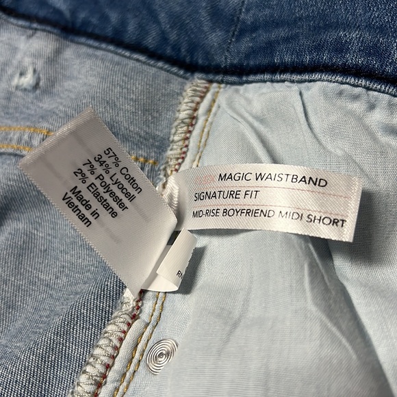 Lane Bryant Signature Fit Boyfriend Jean Midi Short - Picture 9 of 10